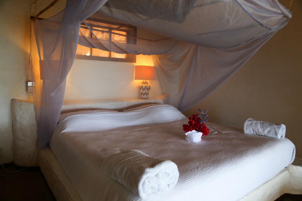 Hotel Bahia De La Luna Arroyo Cruz Kültér fotó