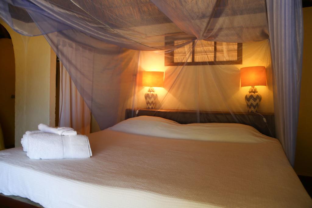 Hotel Bahia De La Luna Arroyo Cruz Kültér fotó